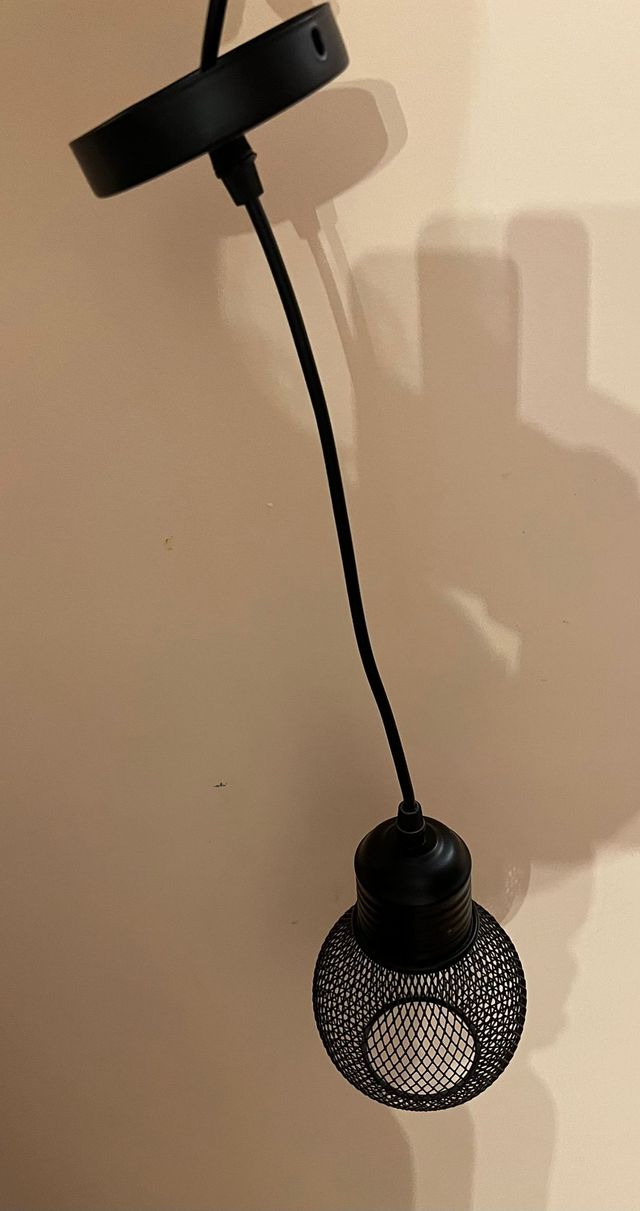 Lampara colgante metálica negra