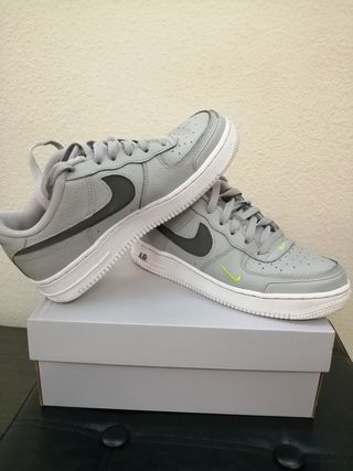 Zapatillas Nike Air force 1 de segunda mano por 20 EUR en Jerez de la  Frontera en WALLAPOP