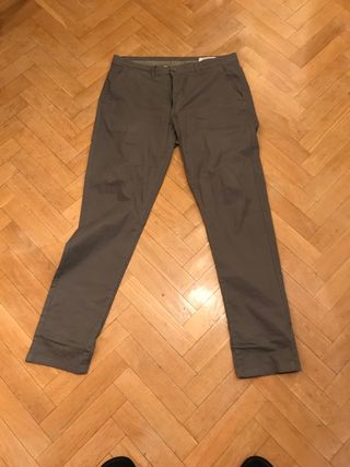 Pantalón vestir Springfield hombre de segunda mano por 2 EUR en Móstoles en  WALLAPOP