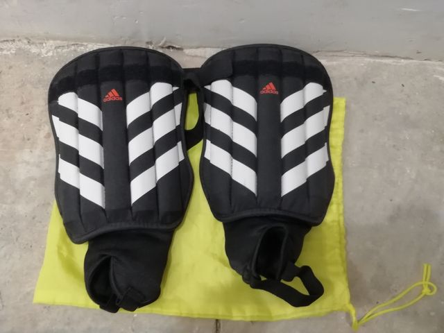Espinilleras Adidas
