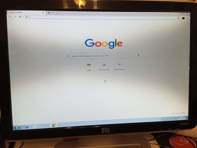 Vendo pantalla de 19" alto brillo.