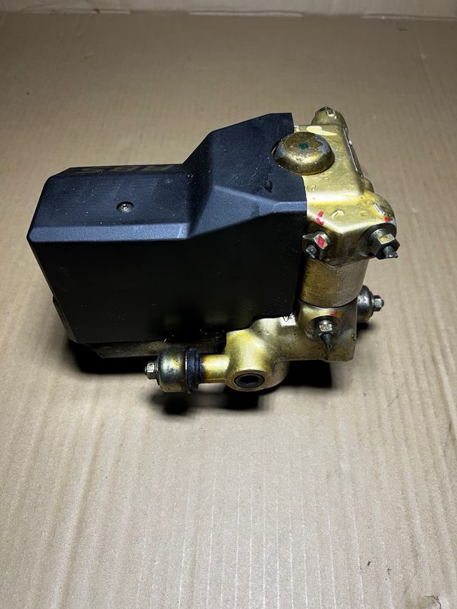 Bomba Bosch ABS Mercedes 190 W201 W124