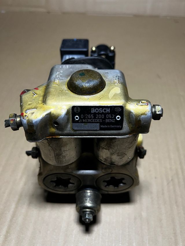 Bomba Bosch ABS Mercedes 190 W201 W124