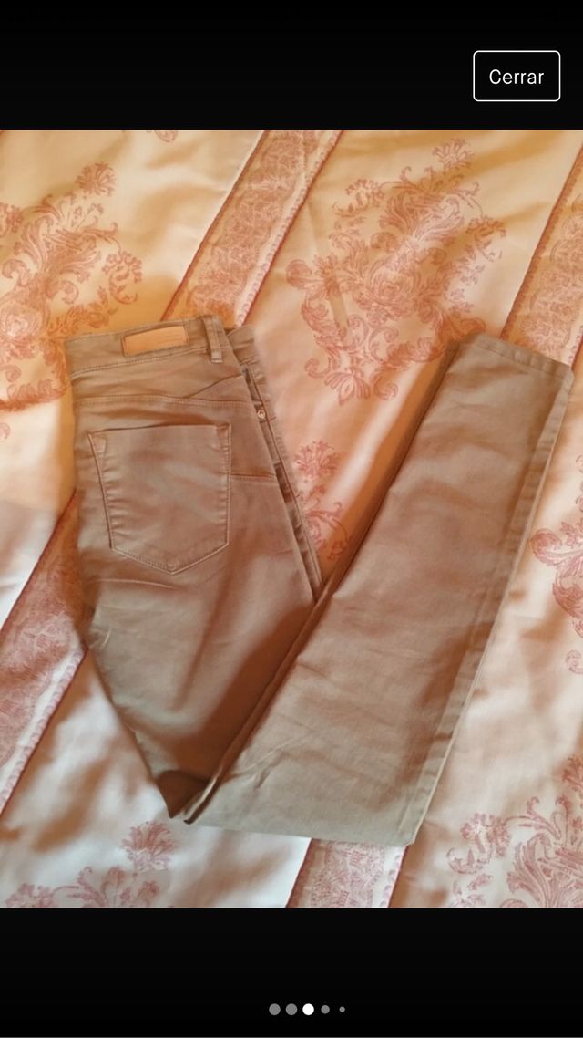 Pantalón beige  chica cinco bolsillos 