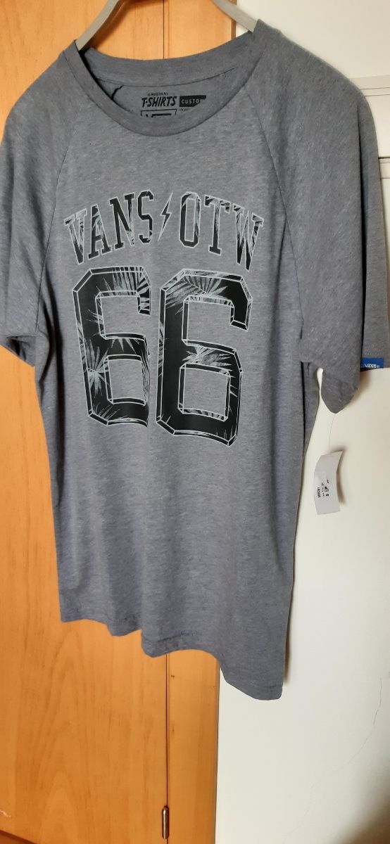Camiseta t.S Vans original  a estrenar 