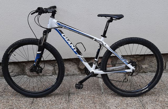Mountain bike GIANT alux 6.000, talla M