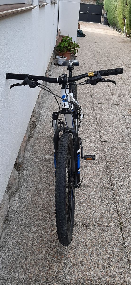 Mountain bike GIANT alux 6.000, talla M