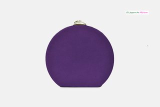 BOLSO DE FIESTA CLUTCH MORADO CARDENAL ANTELINA de segunda mano por 34,9  EUR en Madrid en WALLAPOP