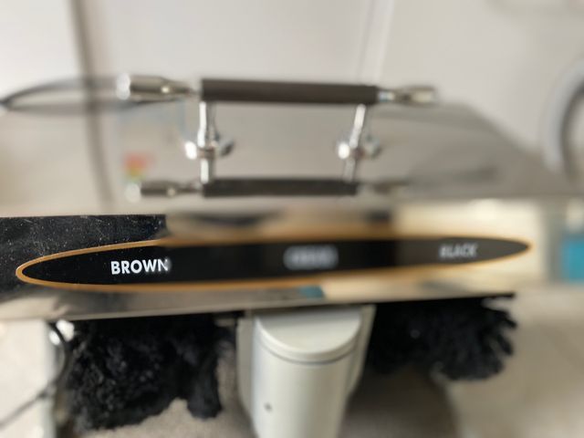 Chaise Longue enceradora eléctrica para zapatos