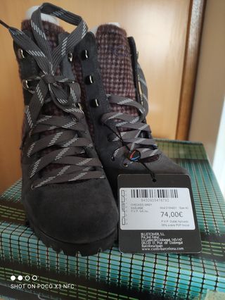 Botines Custo Barcelona de segunda mano por 50 EUR en Marlofa en WALLAPOP