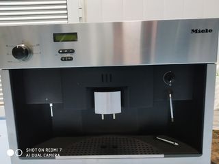 Cafetera Miele de segunda mano por 30 EUR en Cabrera de Mar en WALLAPOP