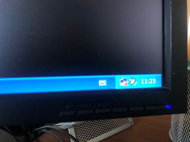 Ordenador de mesa + teclado + ratón