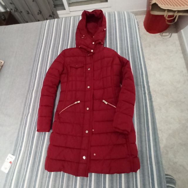 Abrigo rojo Desigual