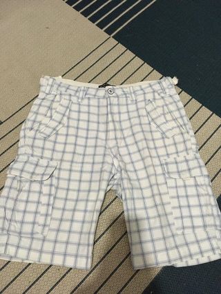 Pantalón corto hombre Pull\u0026amp;Bear de segunda mano por 19 EUR en Alpedrete  en WALLAPOP
