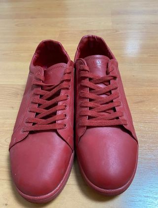 Zapatillas rojas hombre Pull\u0026amp;Bear talla 44 de segunda mano por 18 EUR  en Parla en WALLAPOP