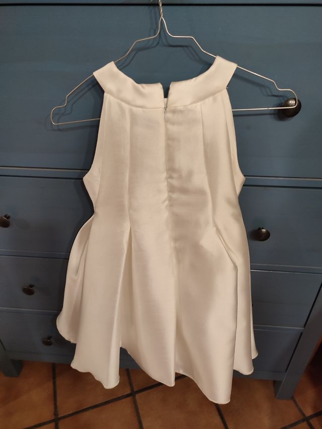 Vestido de celebracion niña