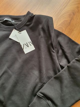 Sudadera rosa con hombreras – it.closet