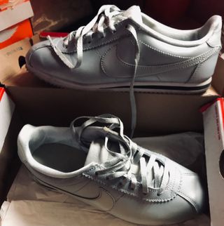 Nike cortez plateadas talla 38 de segunda mano por 30 EUR en Madrid en  WALLAPOP