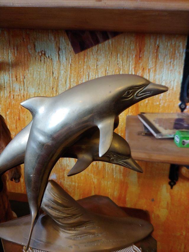 Antiguo Delfín grande de bronce
