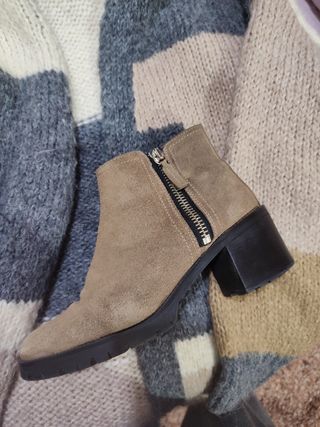BOTÍN BIMBA \u0026amp; LOLA de segunda mano por 35 EUR en Oviedo en WALLAPOP