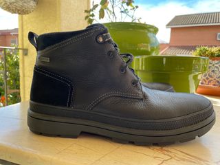 Clarks Goretex T44 a estrenar de segunda mano por 60 EUR en Villa del Prado  en WALLAPOP