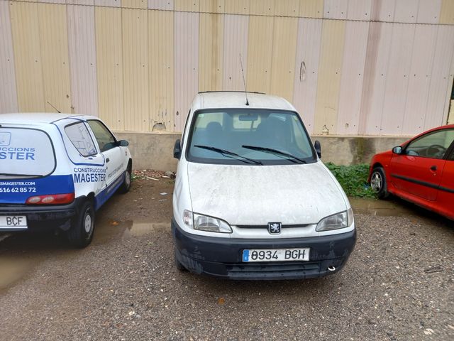 Citroen Berlingo 2005 de segunda mano por 1.200 EUR en Roses en WALLAPOP