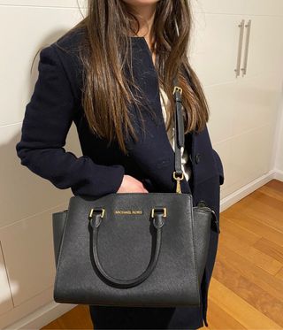 Bolso Selma Michael Kors de segunda mano por 150 EUR en Madrid en WALLAPOP