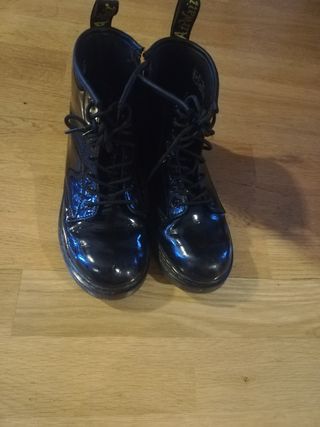 dr martens charol 40