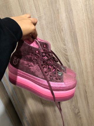 Converse Miley Cyrus de segunda mano en WALLAPOP
