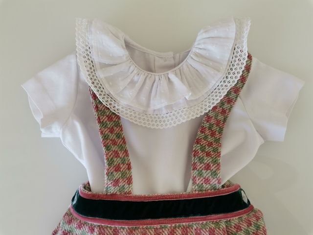Conjunto blusa y ranita. T 2 años. Baja Costura