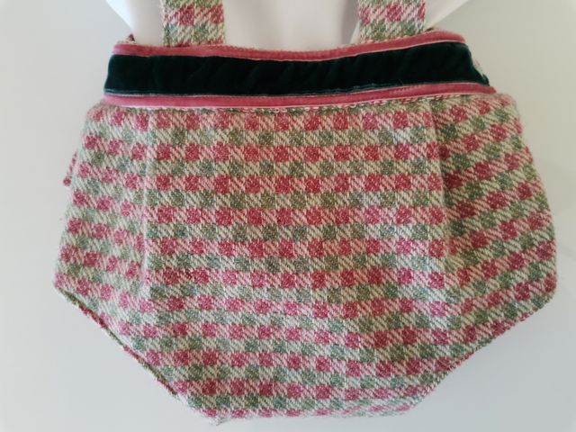 Conjunto blusa y ranita. T 2 años. Baja Costura