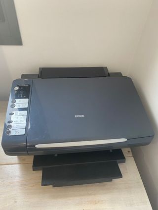 Impresora y escáner EPSON Stylus DX7400 de segunda mano por 20 EUR en  Sevilla en WALLAPOP