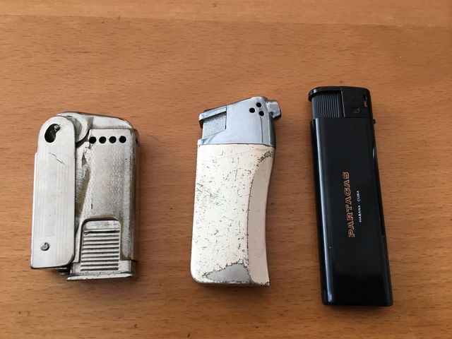 Accendini, collezione (12 pz.)