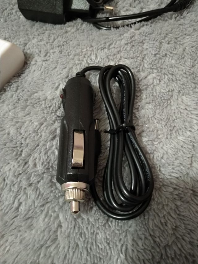 Cargador baterías, pilas..