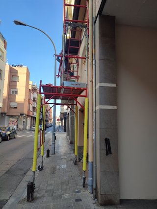 andamios . escaleras.