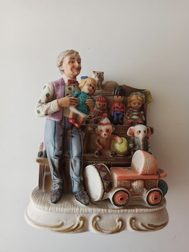 Juguetería en porcelana