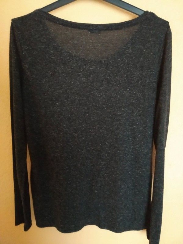 Camiseta gris oscuro pimkie talla L