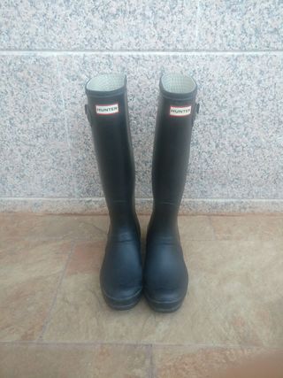 Botas de agua negras Hunter Mujer Talla 40 de segunda mano por 44 EUR en  Moralzarzal en WALLAPOP