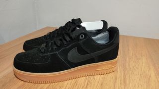 Zapatillas Bambas Nike Air Force Negras 42 de segunda mano por 80 EUR en  Badalona en WALLAPOP