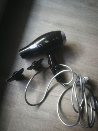 Secador Solac Professional de segunda mano por 11 EUR en Madrid en WALLAPOP