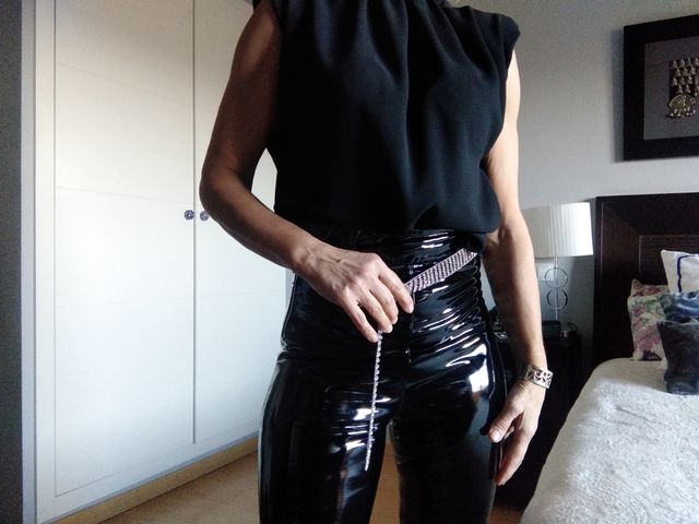 pantalones de vinilo