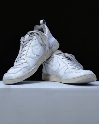 Bambas Nike Blancas de segunda mano por 20 EUR en Sabadell en WALLAPOP