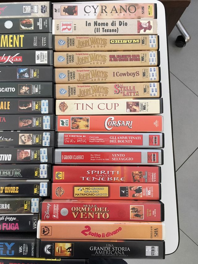 Film in VHS nr. 38 vario genere