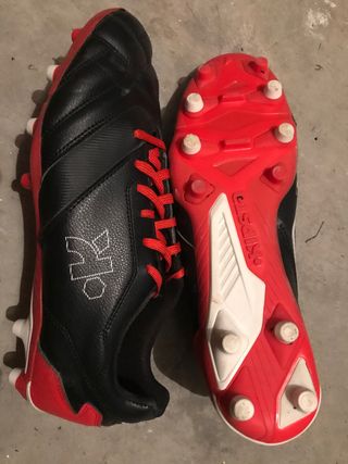 Botas futbol 45 de segunda mano por 20 EUR en Soria en WALLAPOP