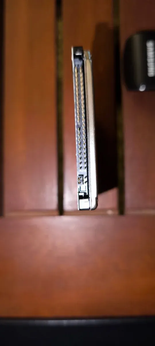 Disco duro IDE 2.5" 60Gb. con carcasa externa