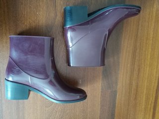 Botas agua Bimba y Lola de segunda mano por 15 EUR en Moreaga en WALLAPOP