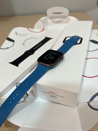 Apple Watch 4 de segunda mano por 95 EUR en Alcoy en WALLAPOP