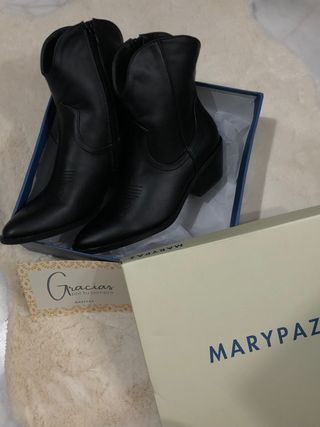Bota cowboy Marypaz de segunda mano por 35 EUR en Benirredrà en WALLAPOP