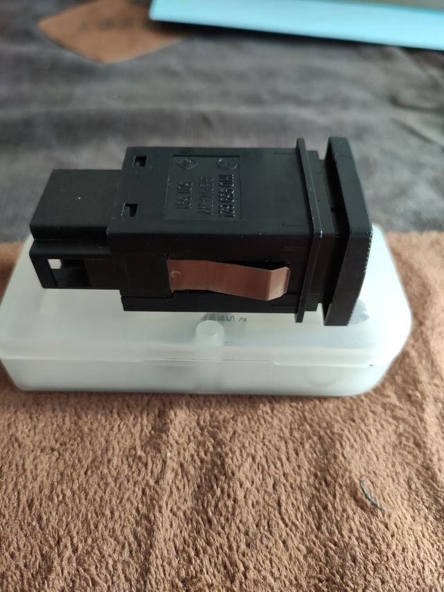 Botón luneta térmica Golf mk3