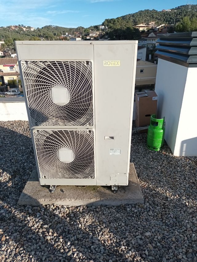 instalación y reparación de equipos de aire acondi